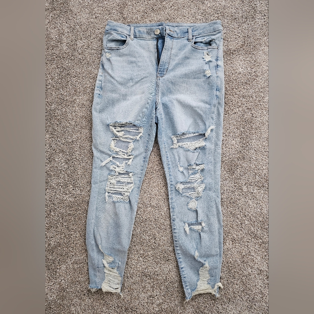 American Eagle Ne(X)t Level high-waisted ripped jeggings in a light wash - 14L